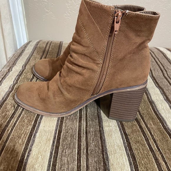 Side Zip Suede Ankle Boots - Picture 2 of 7